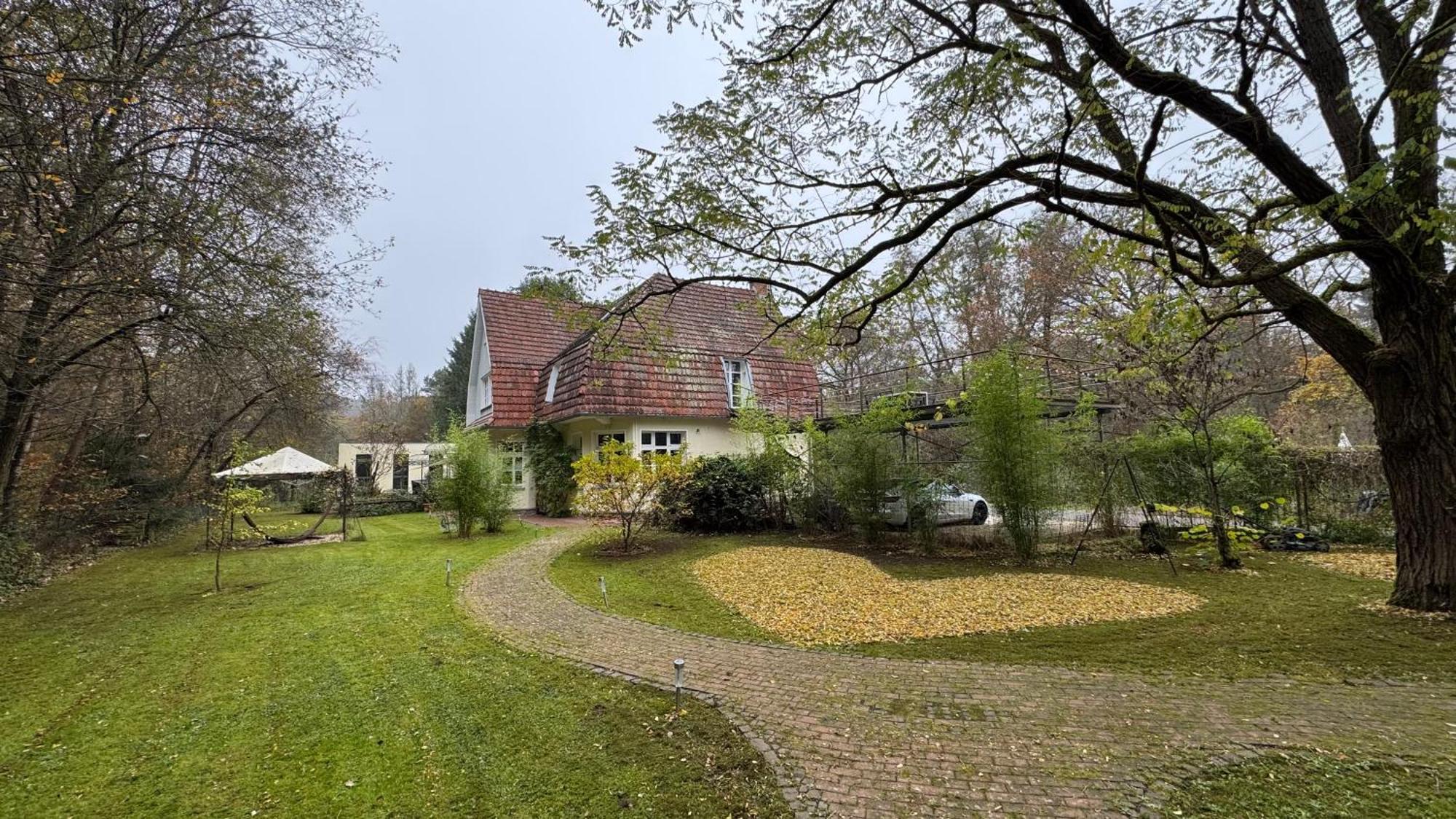 5 Sterne Bahnhoftraum, Appartement "Waldliebe" 133Qm, Grosse Terrasse 70Qm, Qr Code Scannen Fuer Virtuellen Rundgang, Premium Ausstattung Braunfels Bagian luar foto